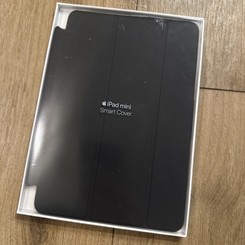 Apple iPad mini Smart Cover – Charcoal Gray (Fits 5th Generation) – New in Box